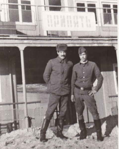 Pripetē. Nedrīkstēja fotografēt, tomēr slepus bildēja. Guntis Klūga attēlā pa kreisi. 
Autors: no Gunta Klūgas albuma