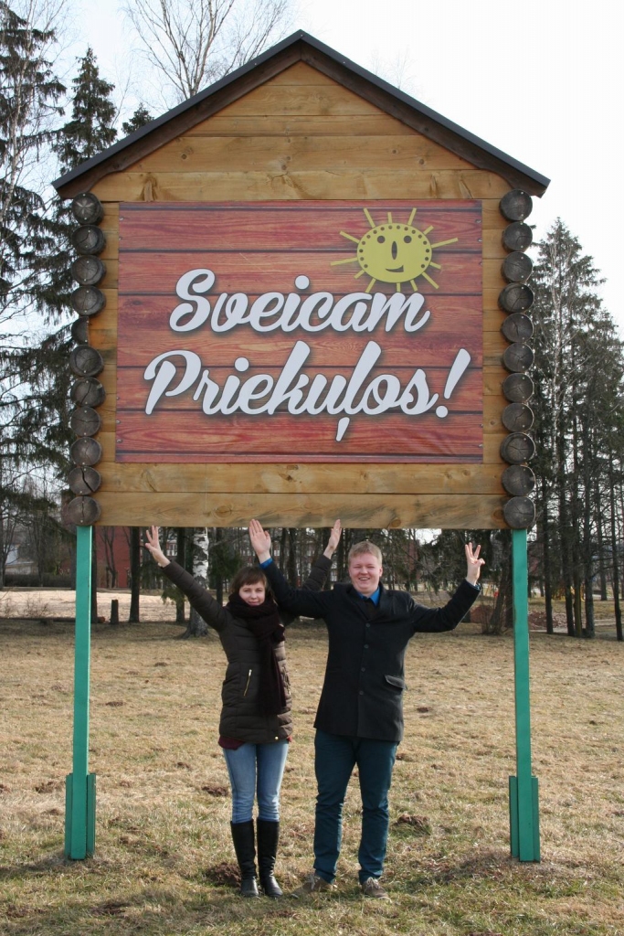 Priekuļu 3x3 saieta vadītāji Ieva Ploriņa un Eduards Krūmiņš.