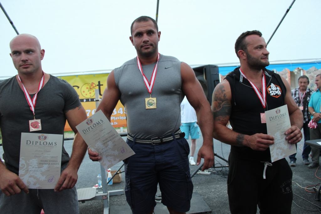 Vīri, kuri ieguva godalgotas vietas svara kategorijā līdz 105 kg: 
1. vietā  — Aleksejs Losevs (