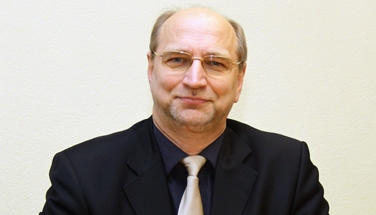 Leons Līdums.