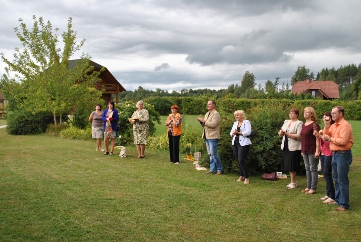 PATEICĪBU saņēma katrs Jaunjelgavas novada sakoptākās sētas un iestādes saimnieks.
Autors: Ance Liepa