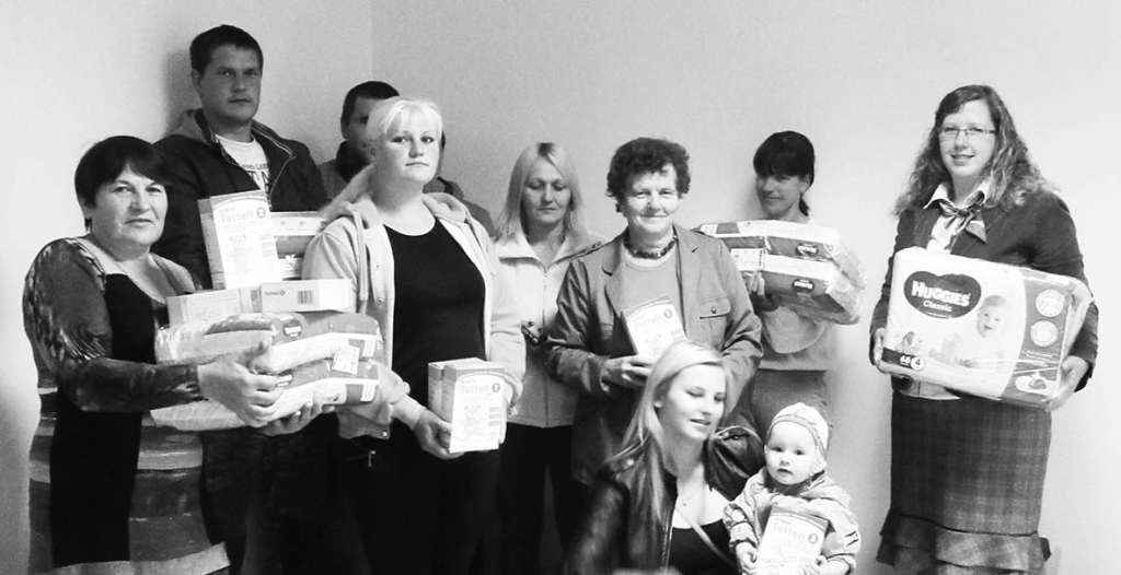 Apmierināti un gandarīti ir gan palīdzības saņēmēji, gan tās piegādātāji. 

Autors: no Latvijas Sarkanā Krusta Kokneses nodaļas  