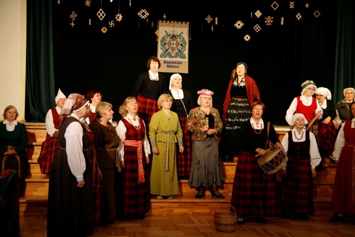 Folkloras kopa “Urgas” svētkos. 
Autors: Zanda Ķikute