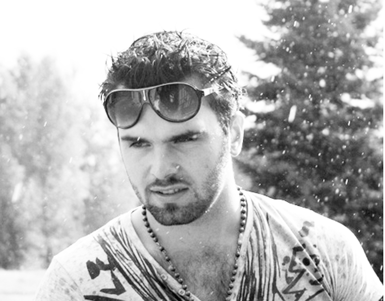 Jūrnieks. Andrim Vītolam uz kuģa jūrā visvairāk pietrūkst sievas gatavoto brokastu, jo visos šajos gados joprojām nevar pierast pie tipiskajām angļu brokastīm un pupiņām kečupā. 
Autors: no personīgā albuma