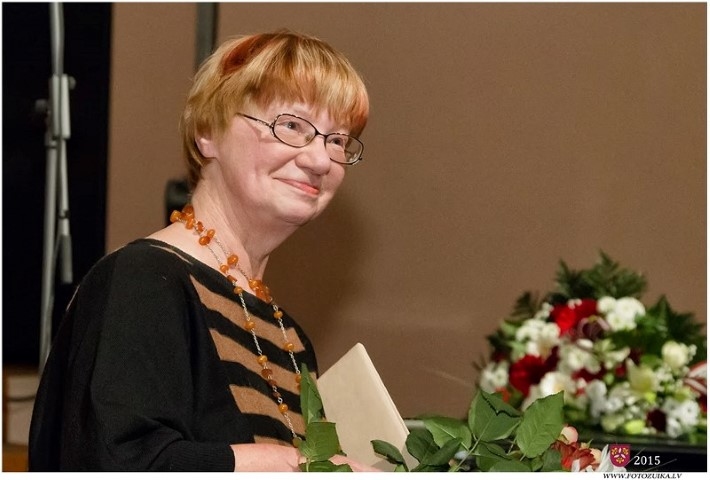 Rakstniece un dzejniece Gina Viegliņa no Valles saņēmusi pašvaldības augstāko apbalvojumu “Vecumnieku novada Gada cilvēks”.              

Autors: Artūrs Zuika