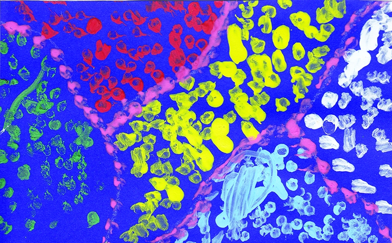 Manas rudens krāsas. No kokiem krīt sarkanas un dzeltenas lapas. Zaļās paliek kokā.  Debesis ir zilas. Vēlāk rudenī uzkrīt balts sniegs. 
Madara Bergmane, Bebru pagasts, PII “Bitīte”, 2. grupa, 4 gadi