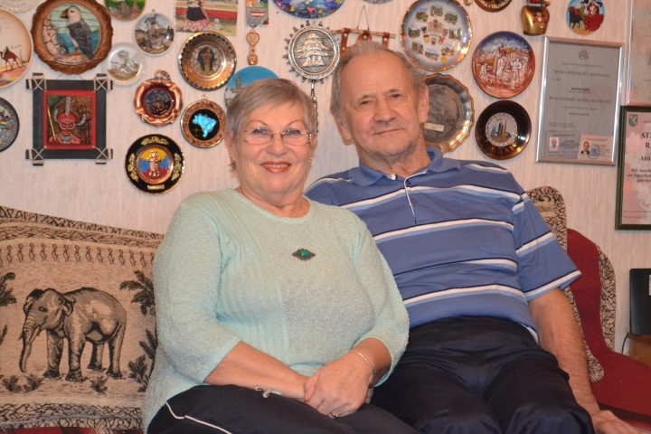 LATVIJAS MĪLESTĪBA bija noteicošais, kāpēc uz barikādēm devās Helēna un Andris Eģīši. Pēc 25 gadiem viņi atzīst, ka patriotisma jūtas pret savu valsti nav mazinājušās.