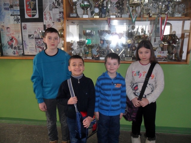 Aizkraukles jaunie šahisti turnīrā Jēkabpilī.

Autors: no Aizkraukles BJC