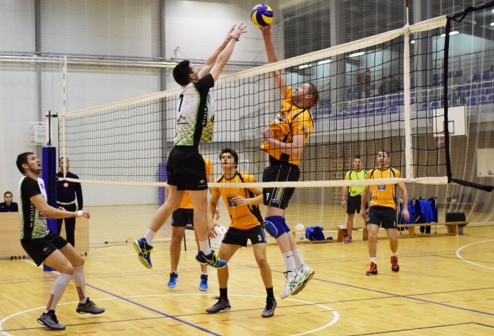 Skaista uzvara. “VK Aizkraukle” vīri piecu setu mačā pārspēja Stopiņu volejbolistus.
Autors: Viesturs Kaktiņš