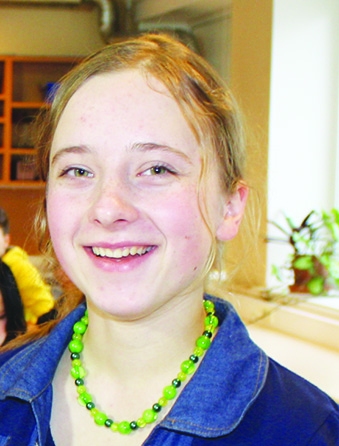 LAI VEICAS! Elīza Brūklena no Aizkraukles novada ģimnāzijas gatavojas raidījuma “Gudrs, vēl gudrāks” finālam.