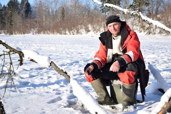 Vakariņās būs cepti asari. Uz Pērses upes ledus Sergejs Žukovs.
Autors: Imants Kaziļuns