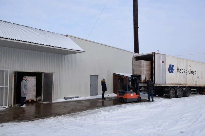 Kārtējais konteiners eksportam. Janvārī uzņēmums darbojās ar pilnu jaudu.                                                             
Autors: no “Staburaga” arhīva