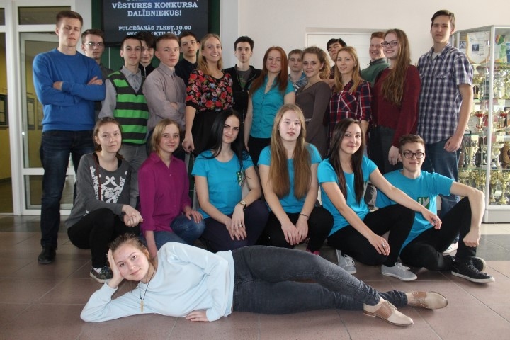 Konkursa dalībnieki vidusskolas grupā no Aizkraukles novada ģimnāzijas, A. Upīša Skrīveru vidusskolas un Pļaviņu novada ģimnāzijas.                                                                                                                               
Autors: autora