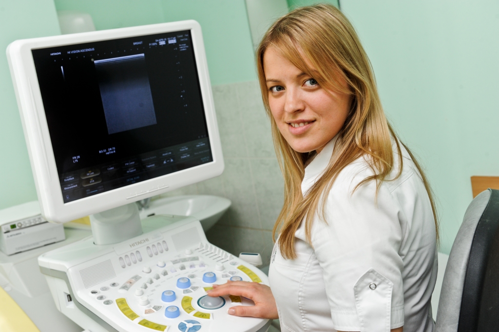 Ultrasonogrāfiju iesaka jaunākām sievietēm vecumā no 20 līdz 40 gadiem un profilaktiski būtu jāveic katru gadu.


Autors: Raitis Puriņš