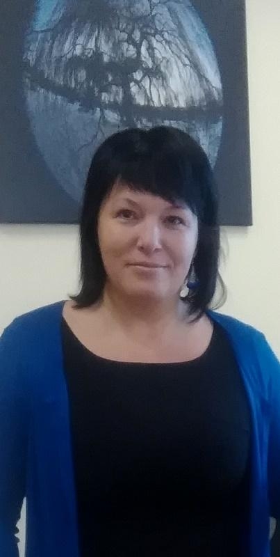 Anita Ozola, Kokneses novada dzimtsarakstu nodaļas vadītāja.