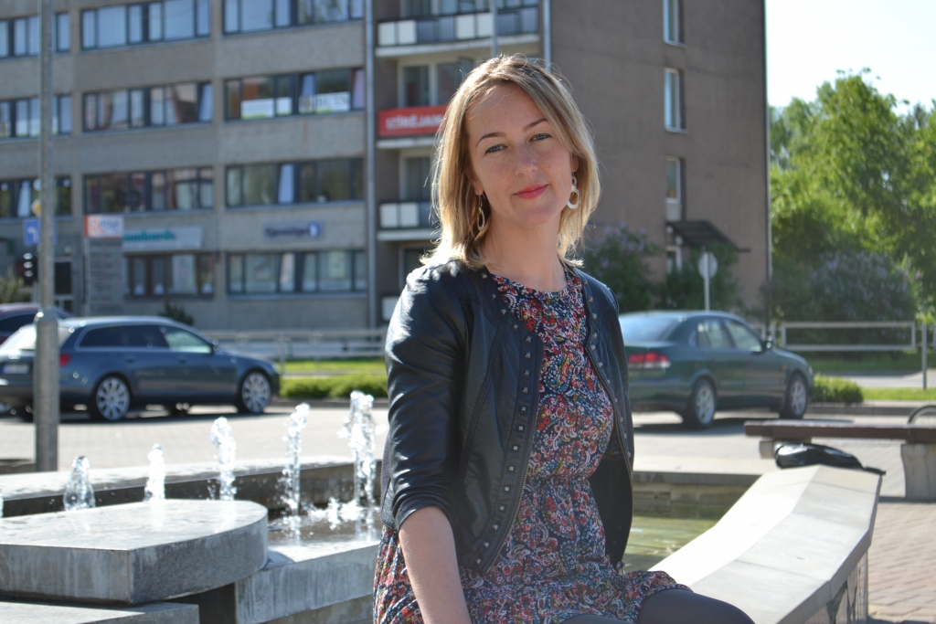 PASAKAS AUTORE Inese Karele atzīst: “Gribas ar cilvēkiem padalīties, nevis rakstīt tikai sev.” 
Autors: Elita Brovacka