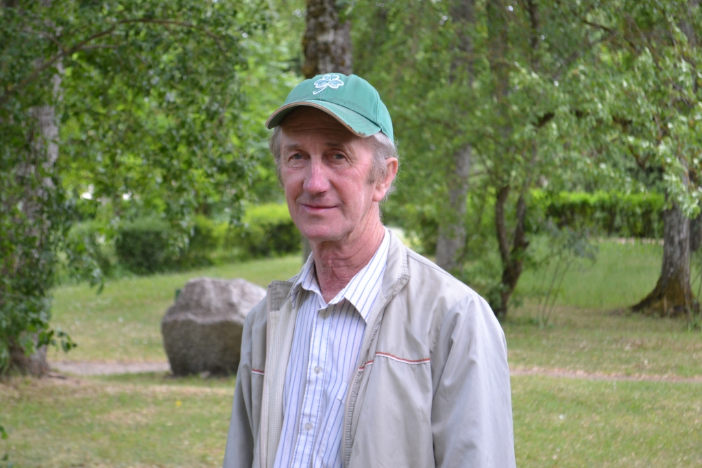 JUBILĀRU Pēteri Vinduli daudzi pazīst kā čaklu un izpalīdzīgu cilvēku.