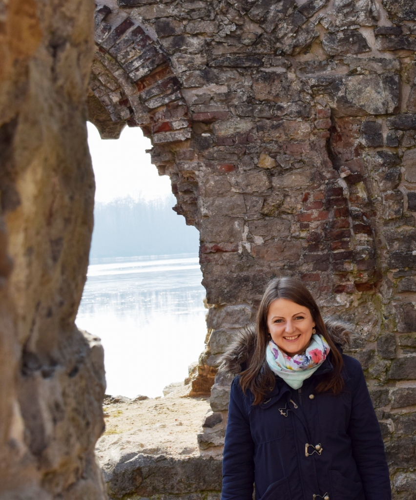 Ieva Kalniņa: “Koknese ir vieta, kur esmu pavadījusi savus skolas gadus, vieta, kuru es pazīstu vislabāk un kuru saucu par savu dzimto pusi un mājām.”                                                                   
Autors: no personīgā albuma