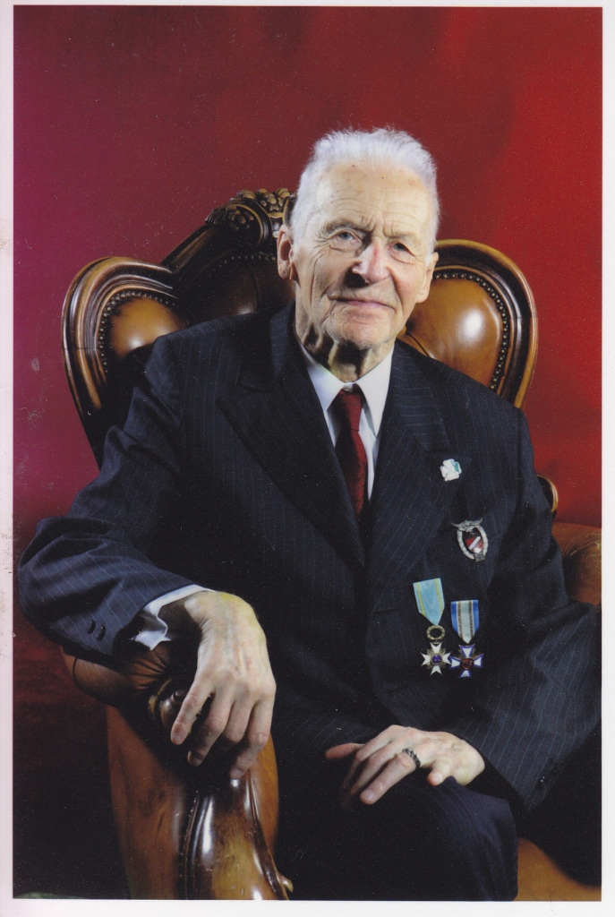 Piedalīsies svētkos. Vecumniekos starp Liliju svētku dalībniekiem būs arī Staburaga pagasta Goda pilsonis Jānis Vasarietis.                       

Autors: no “Staburaga” arhīva