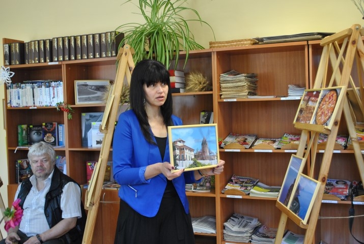 ĪPAŠS STĀSTS izstādes autorei Rudītei Nāzarei ir par katru fotogrāfiju, kas tapusi eksotiskajā Spānijas salā Maljorkā. 
Autors: Elita Brovacka