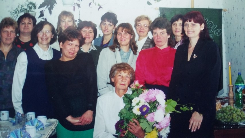 Apaļas jubilejas svinībās kolēģu lokā Pērses skolā.
Autors: no personīgā albuma