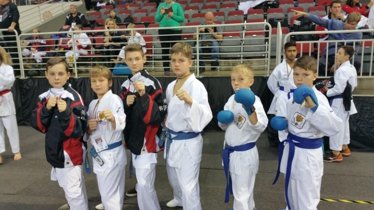 “KADZAN” SPORTISTI starptautiskajā karatē čempionātā ieguva trīs godalgotas vietas.                                                          
Autors: no kluba “Kadzan”