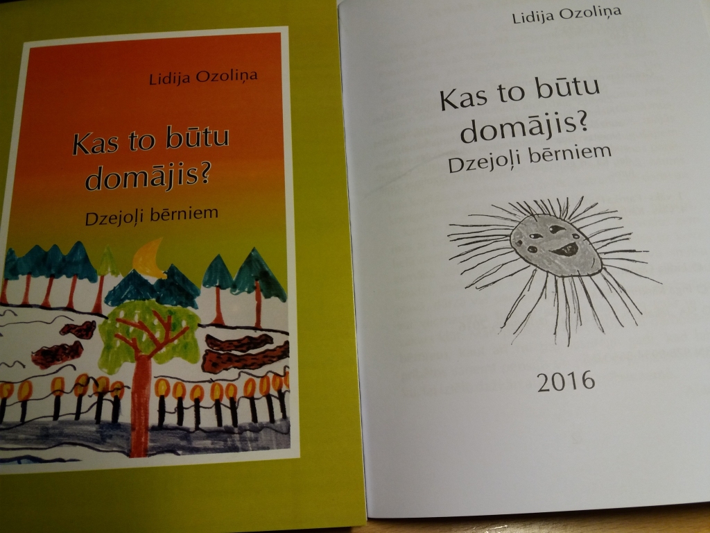 Grāmatiņu “kas to būtu domājis?” autore dāvinās arī visām novada bibliotēkām. 
Autors: Līga Patmalniece