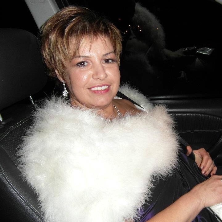 LATVISKUS ZIEMASSVĒTKUS Līga Druka-Smalkā svinēs Velsā, un galdā būs pašas gatavotas piparkūkas.

Autors: no Līgas albuma