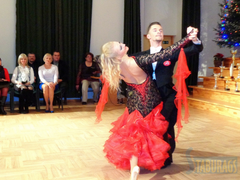 Dana Jākobsone un Marts Puniņš: “Mums ir prieks, ja kādu spējam iedvesmot ar savu deju.”

Autors: Aivars Bergs