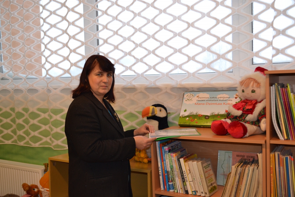 INESE RIBAKOVA, pirmsskolas izglītības iestādes “Vasariņa” vadītāja, priecājas, ka Secē strādās logopēde, un darbu viņa sāks nupat izremontētā kabinetā. 
Autors: Elita Brovacka