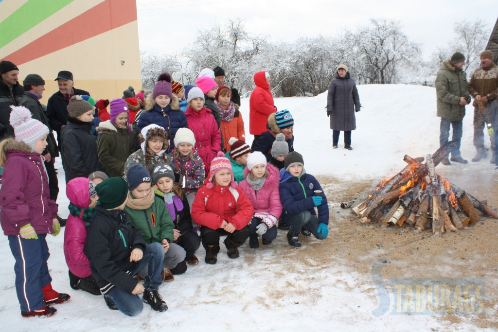 Aluksniesiem.lv raksta attēla aizvietotājs