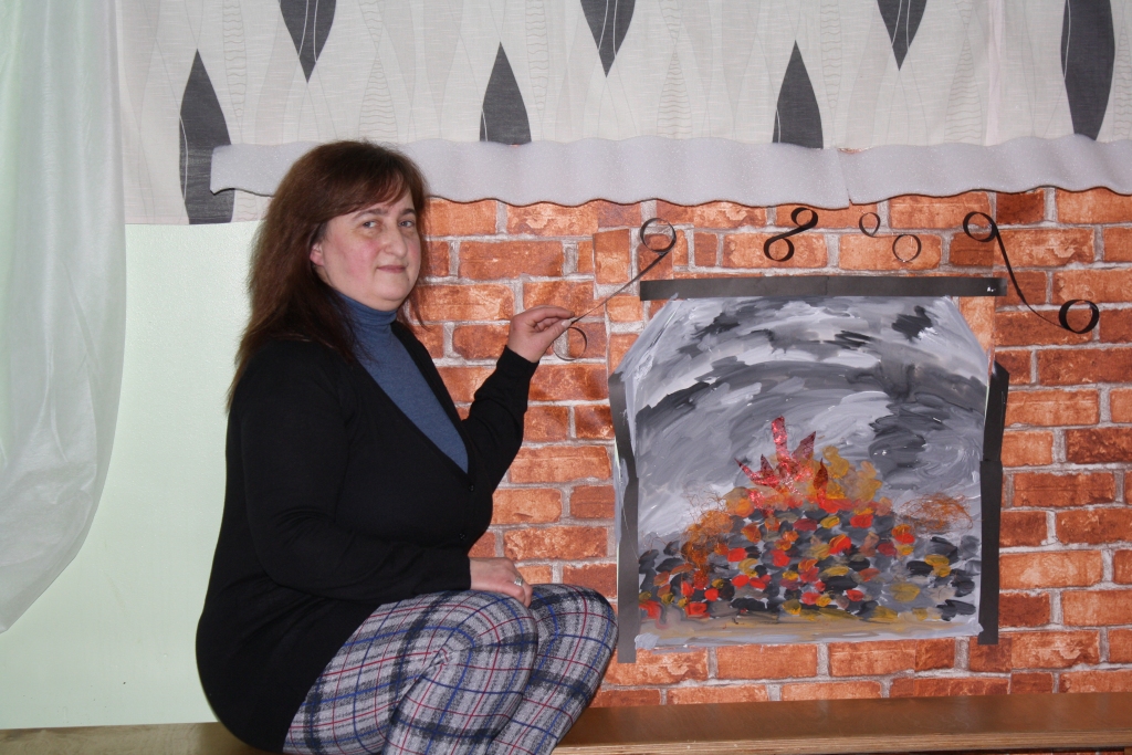 ZIEMAS CILVĒKS. Valentīnai patīk šis gadalaiks, kad prieku dod sniegs, bet omulību — siltās telpas.
Autors: Sandra Pumpure