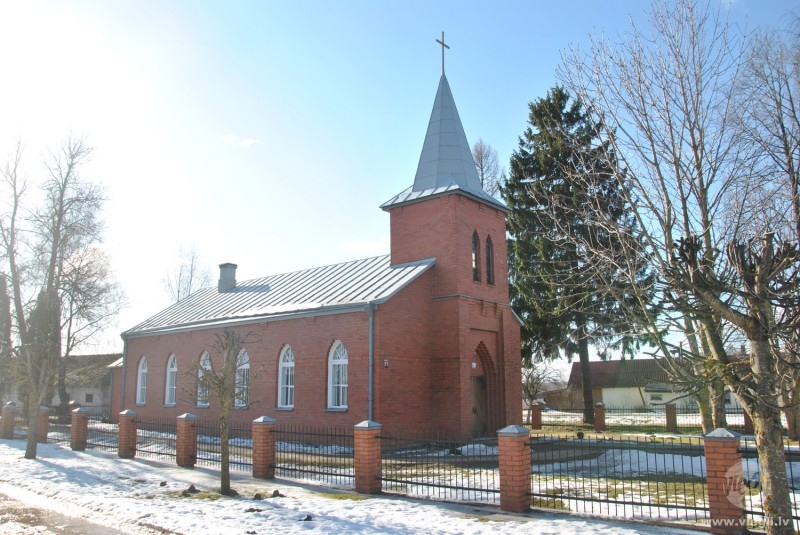 Kokneses katoļu baznīca. Šādu izskatu dievnams ieguva pagājušā gadsimta nogalē.
