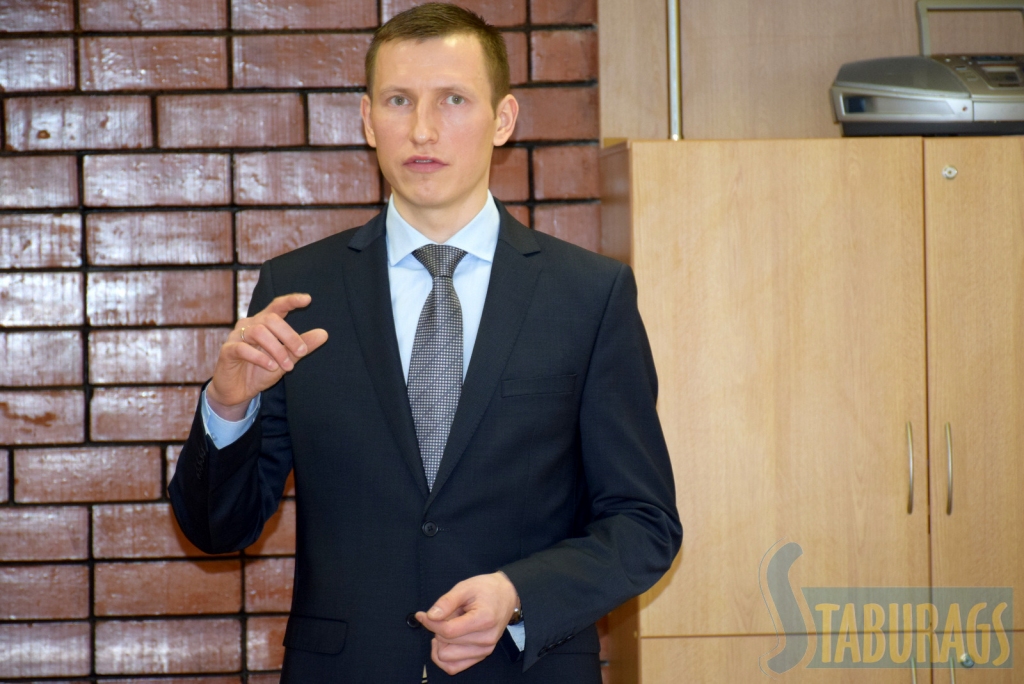 Latvijas Mobilā telefona (LMT) biznesa centra “Ogre” vadītājs Raivo Zils,