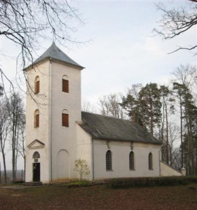 DAUDZESES BAZNĪCĀ paredzēts atjaunot daļu jumta konstrukciju, un tad to atkal varēs atvērt apmeklētājiem.
Autors: no arhīva