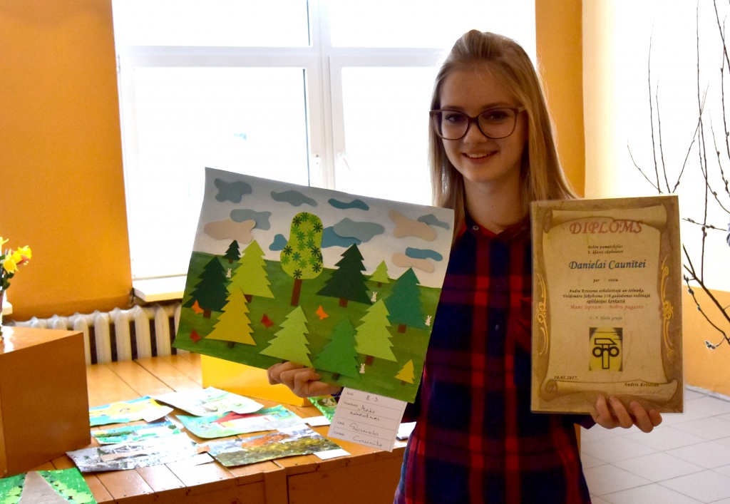 Novadnieku cildina ar jaunrades konkursu.
Autors: Dzintra Sniedze