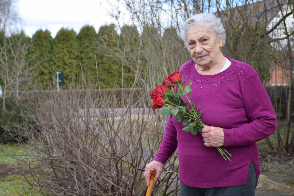 Pavasara meitene Zuzanna Valaine. Daļa garā mūža aizskrējusi Koknesē.
Autors: Imants Kaziļuns