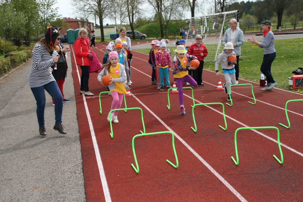 Mazie pirāti tiekas Jaunjelgavā.
Autors: Edvīns Boķis