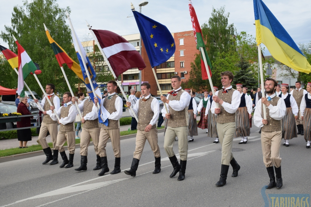 Autors: Guna Mikasenoka