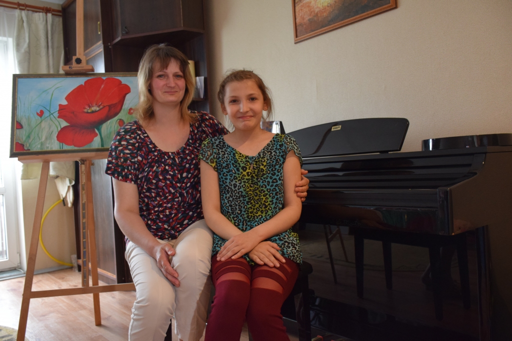 Evita kopā ar jaunāko meitu Rūtu.
Autors: Līga Patmalniece