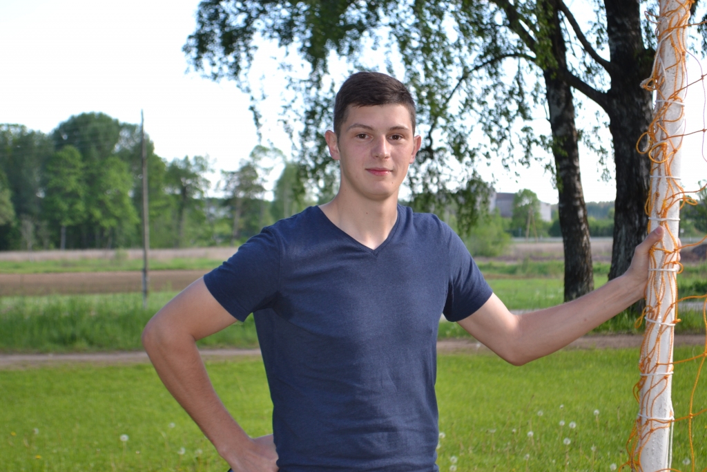 TOPOŠAIS TRENERIS. Ilmāra Taškāna dzīvē allaž bijis sports, un ar to saistās arī nākotnes ieceres: izveidot savu futbola komandu. Labu komandu!
Autors: Elita Brovacka