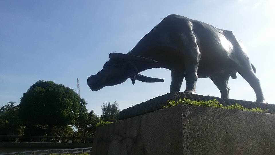 Piemineklis Manilā.
Autors: no ceļotāju albuma