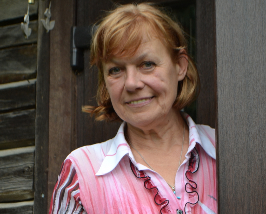 PRIEKS PAR DZĪVI ir Mirdzas Caunes sabiedrotais gan māju remontējot, gan cilvēkos ejot.