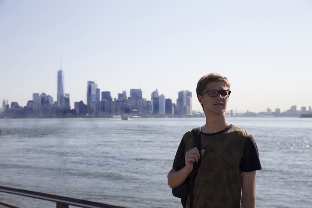 PATĪKAMAS ATMIŅAS. Gints Ņujorkas fonā.
Autors: no personīgā albuma