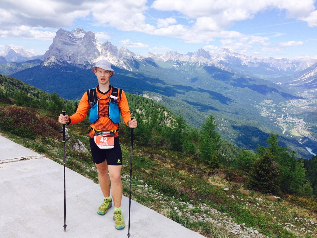 Pāri kalniem citi kalni būs! Agris Noviks Itālijā “Dolomit Extreme Trail” 103 km garajās sacensībās. Trases 75. kilometrā pēc 15 stundu skrējiena jaunietis joprojām mundrs un smaidīgs!
Autors: no personīgā arhīva