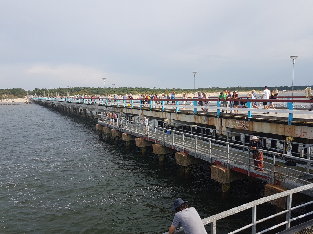 Jūras tiltu jeb Palangas molu uzskata par neoficiālu pilsētas simbolu. Tas ir 470 metru garš un ir iecienīts tūristu pastaigu objekts.
Autors: no autores albuma