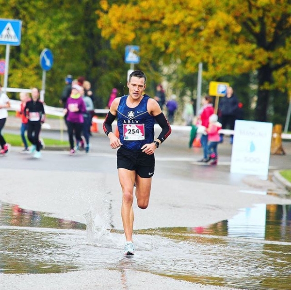 Koknesietis Jānis Višķers uzvarēja Siguldas pusmaratonā, uzrādot jaunu personisko labāko rezultātu.
Autors: personīgā arhīva