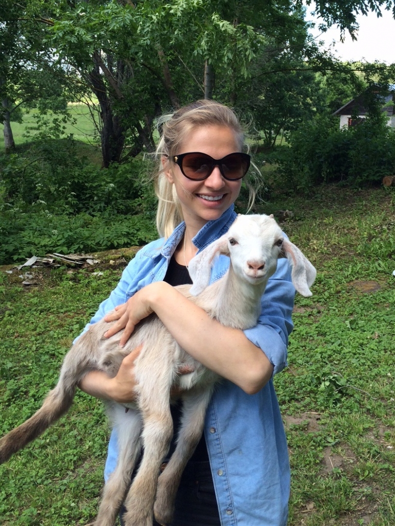 Tā nav reklāma, bet gan Dace ar saviem mīluļiem.