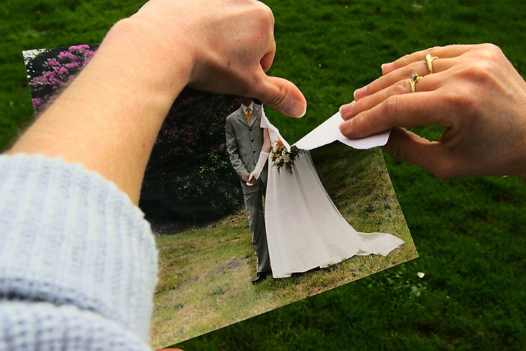 Autors: no prowsechowne.com