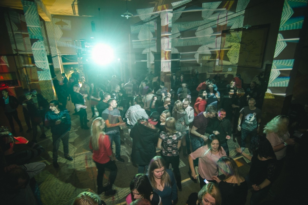 Autors: Foto no “Facebook” vietnes “klubsstacija”